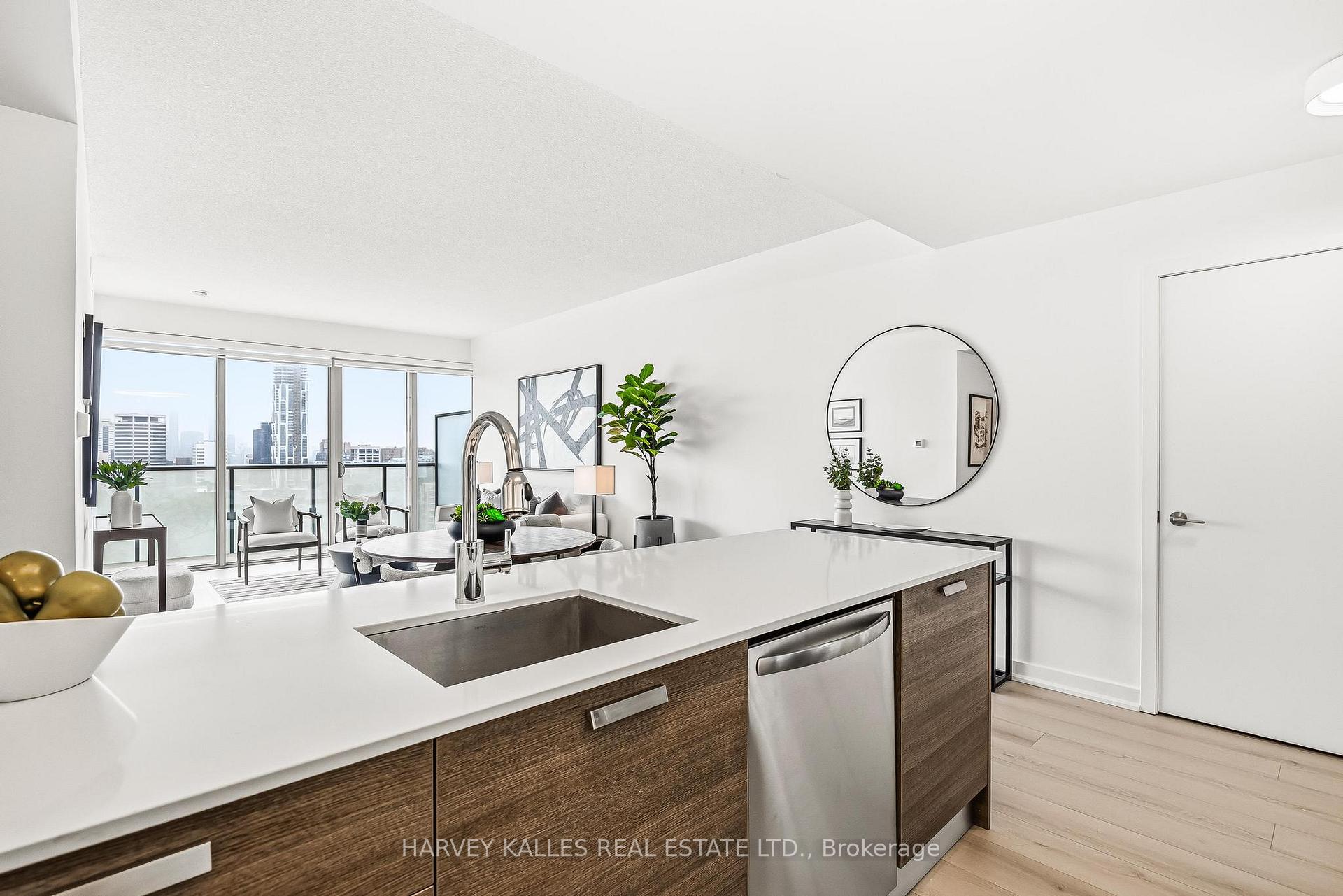 1815 Yonge Street 1501