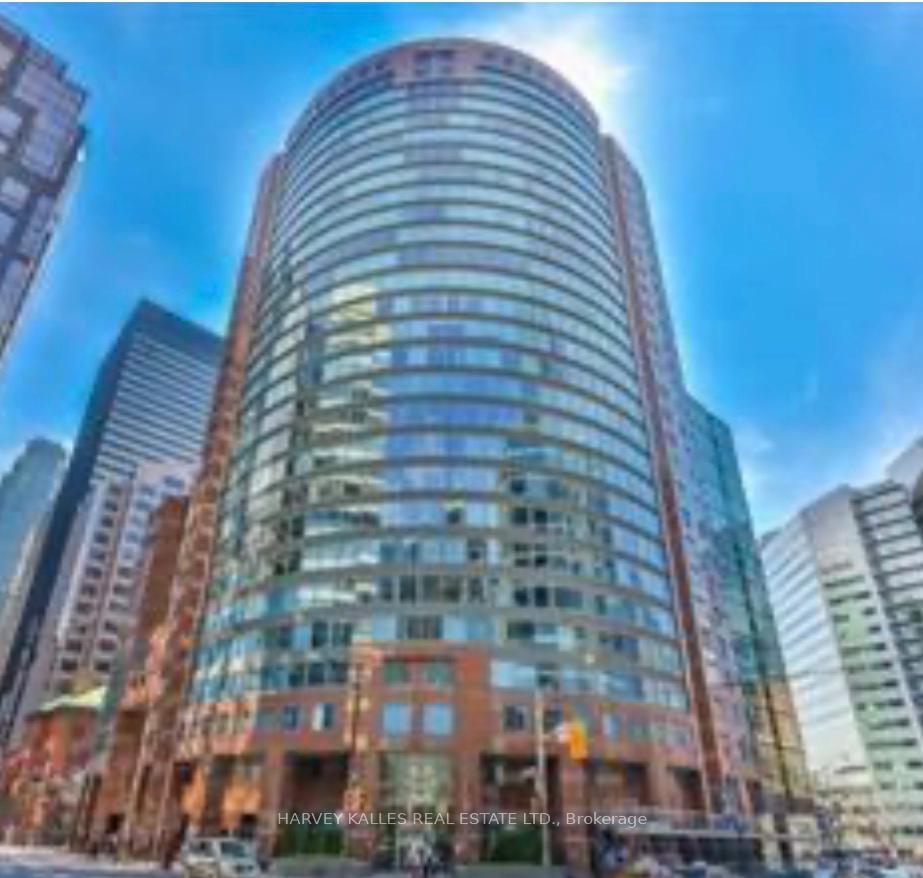 33 University Avenue 2101