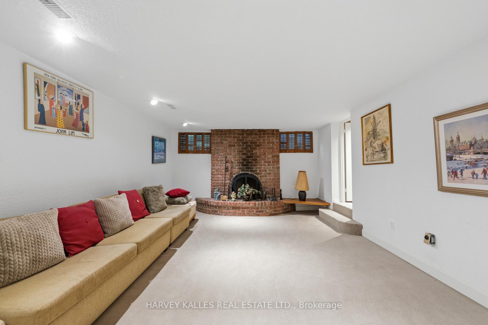 1 Vyner Road