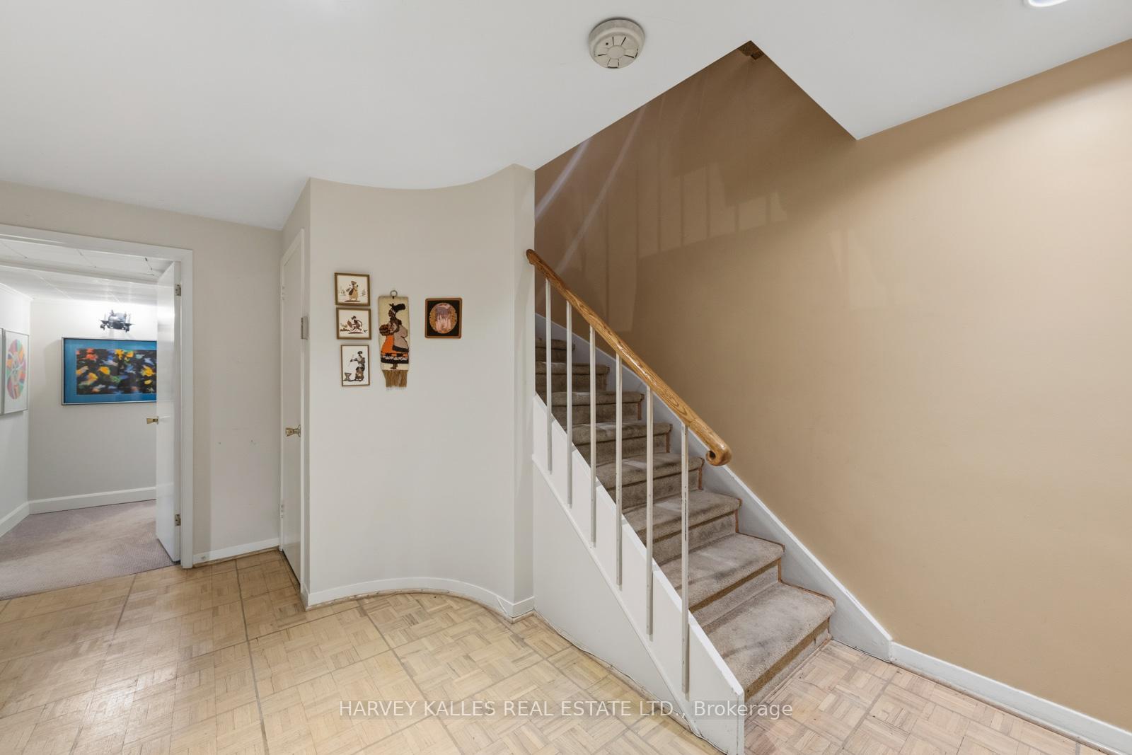 1 Vyner Road