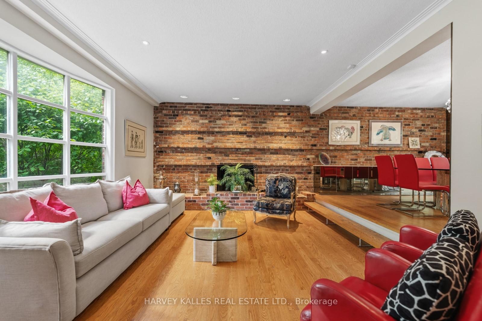 1 Vyner Road