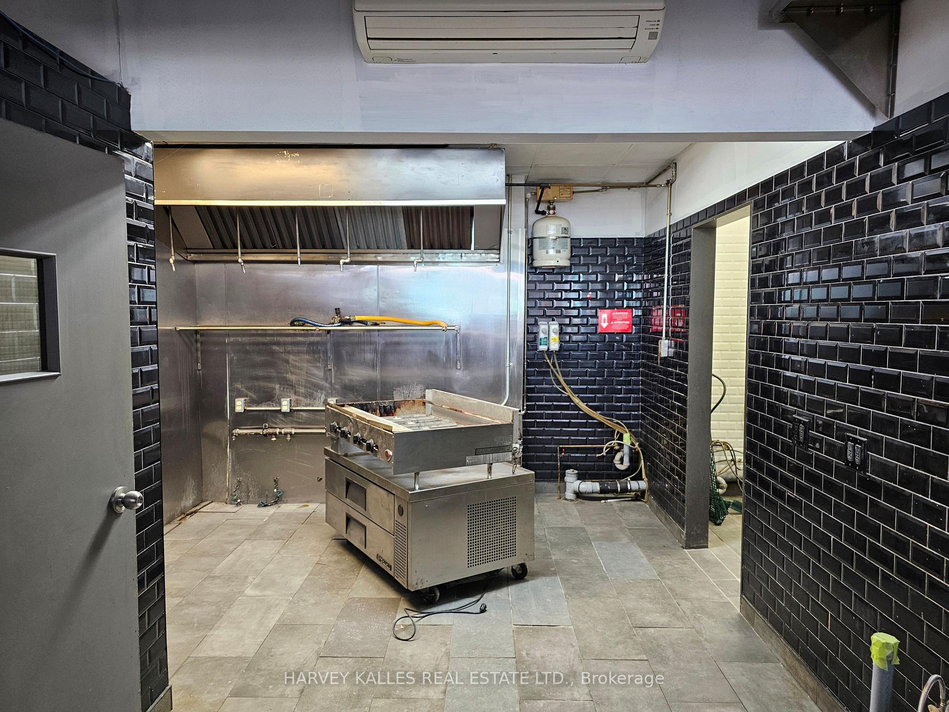 79 Kensington Avenue Main