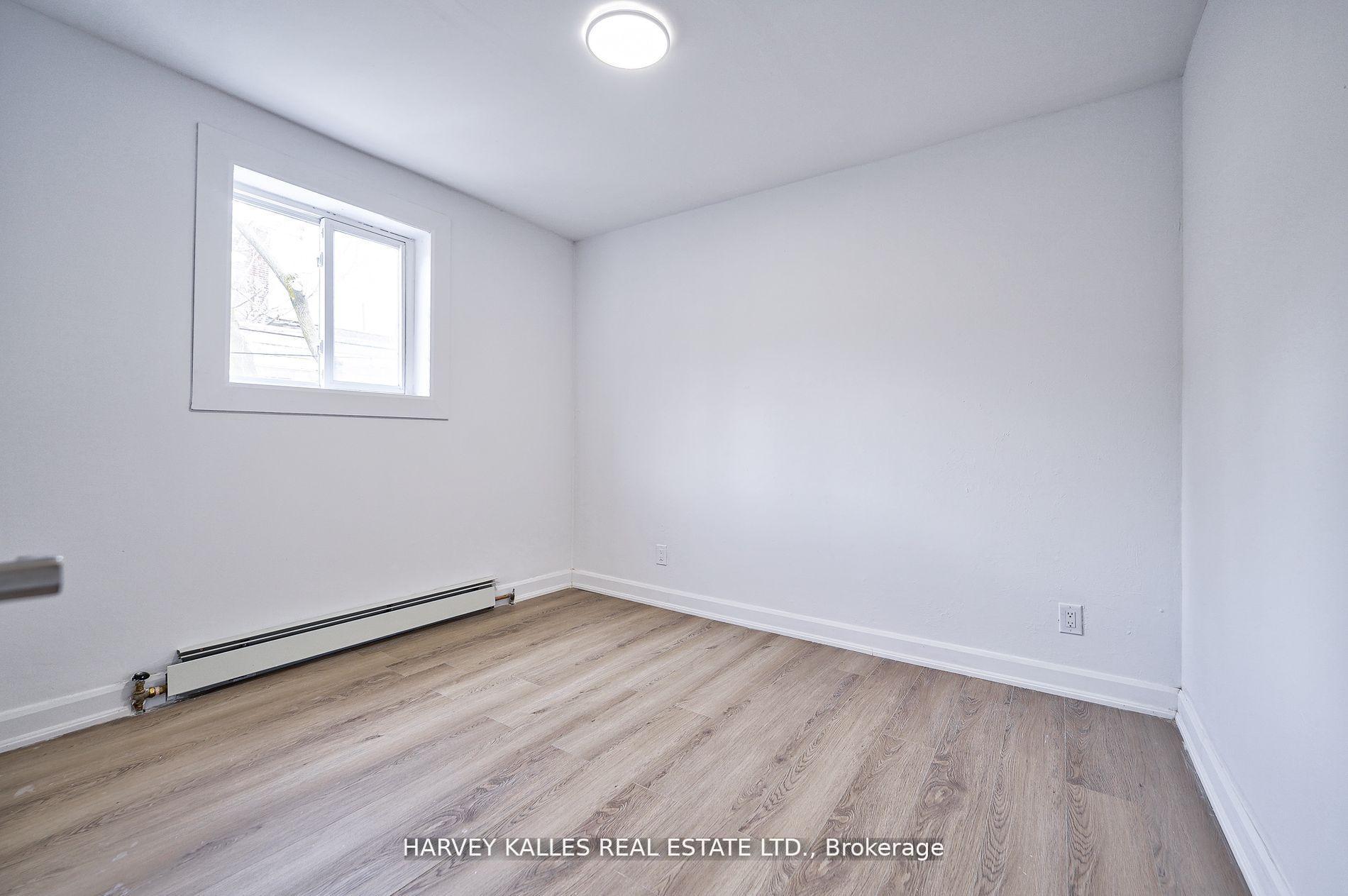 1046 Bathurst Street Unit 2