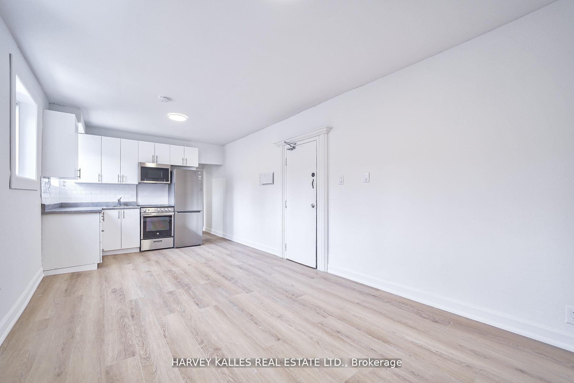 1046 Bathurst Street Unit 2