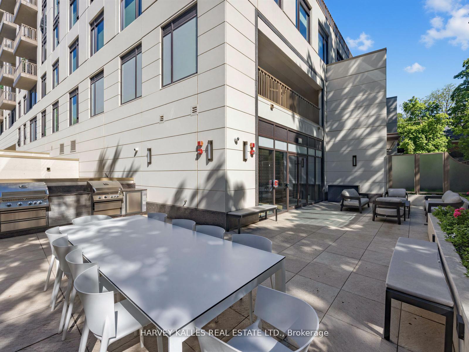 1 Strathgowan Avenue 403