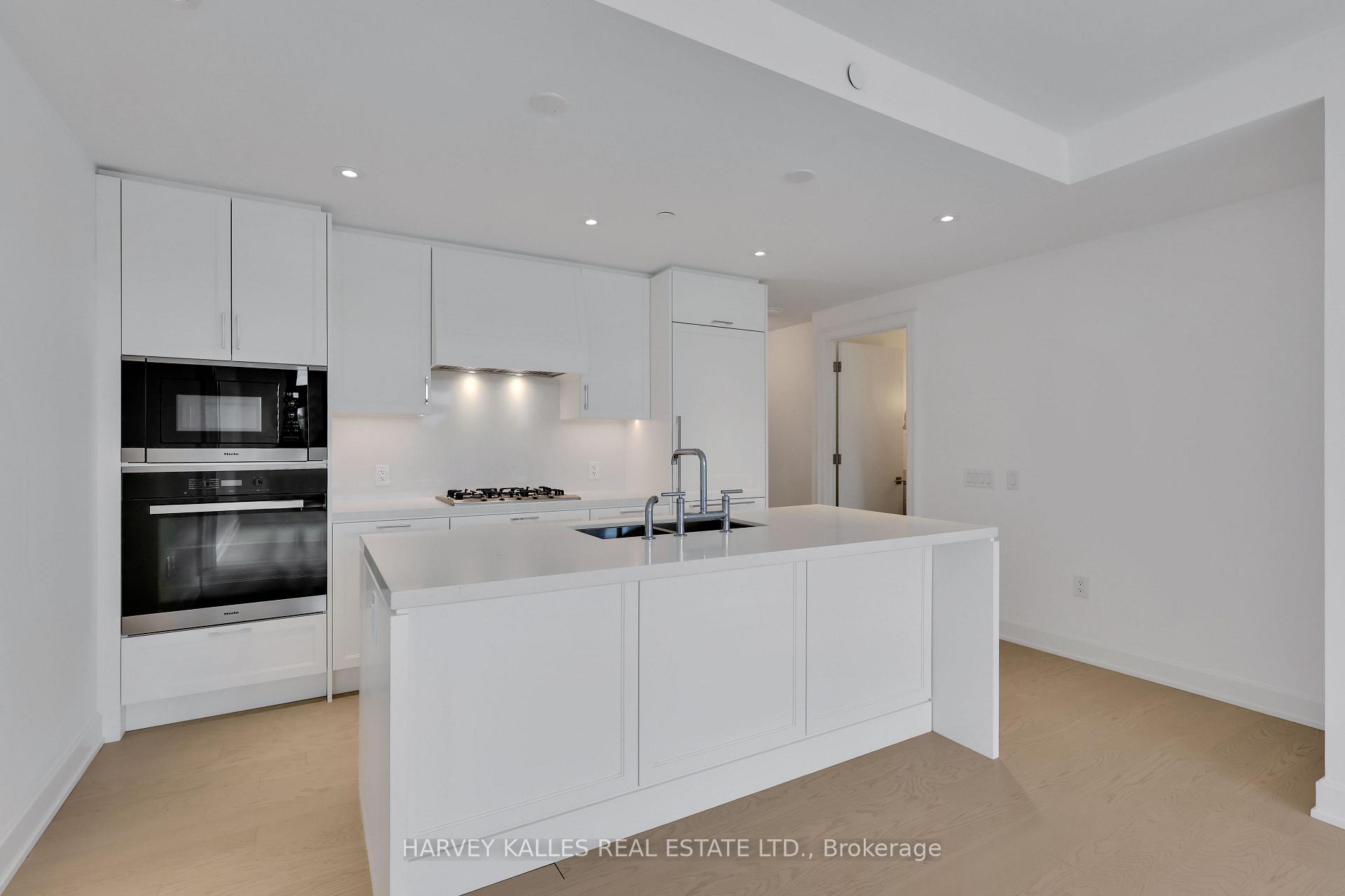 1 Strathgowan Avenue 403