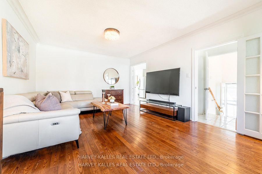 139 Kingsdale Avenue
