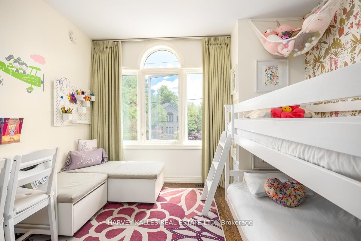 526 Melrose Avenue