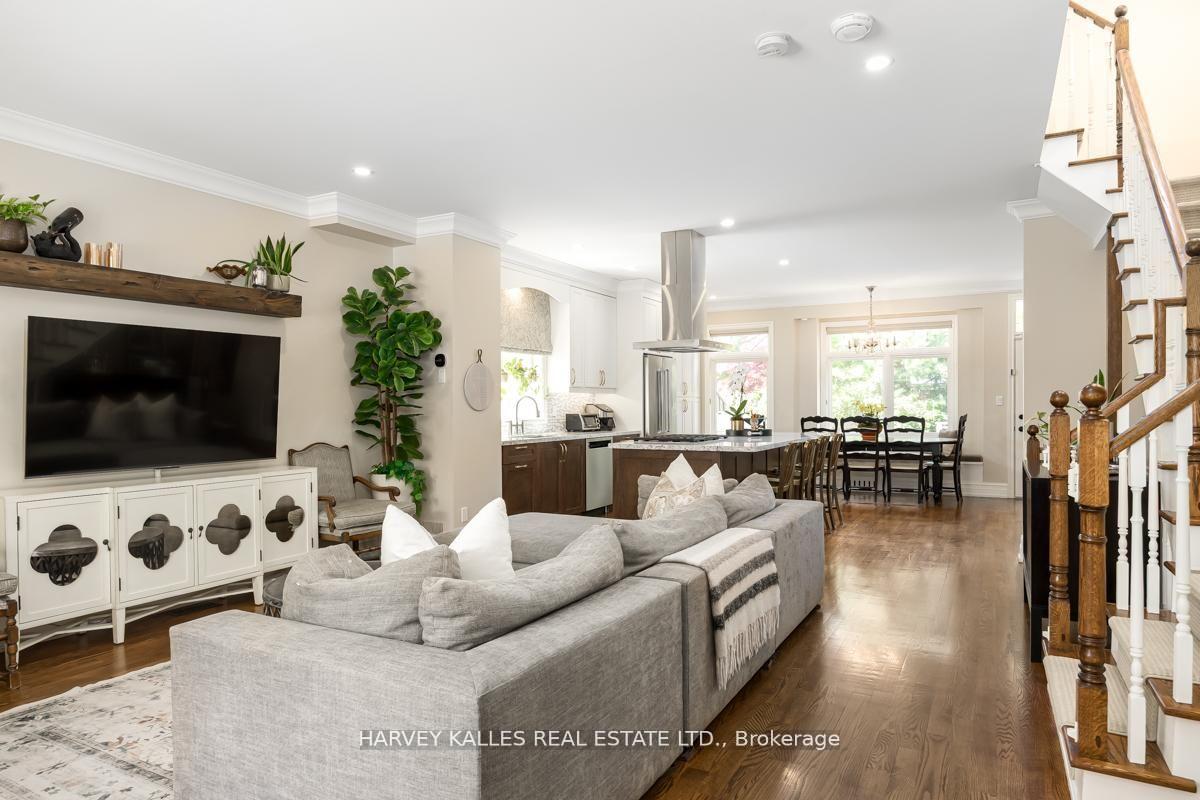 526 Melrose Avenue