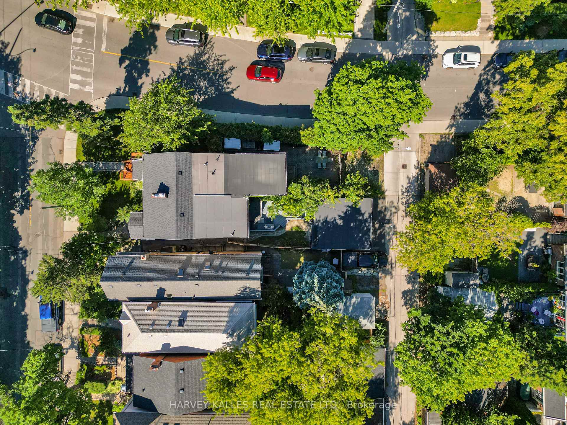86 Woburn Avenue
