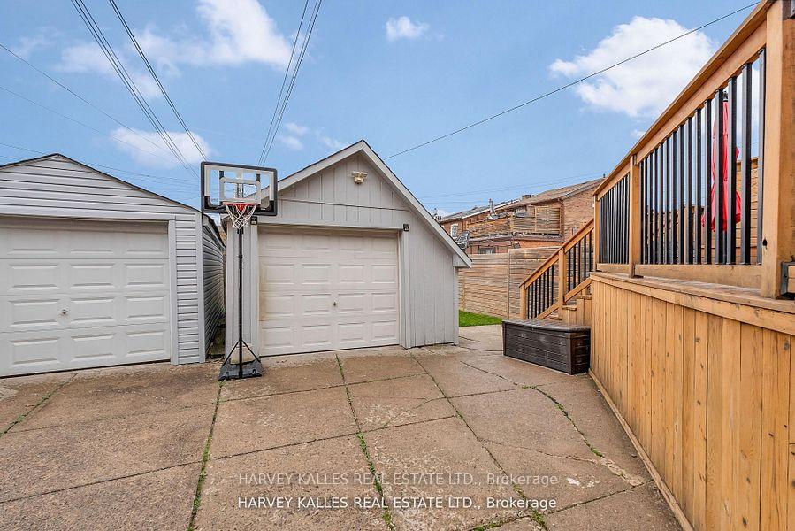 326 Glenholme Avenue, Toronto