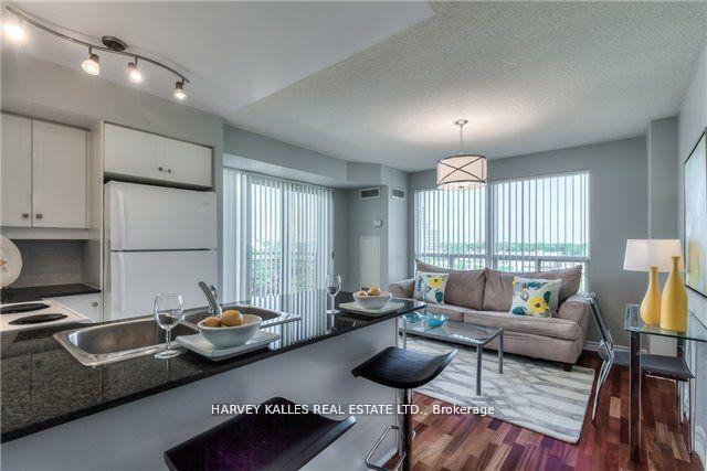 19 Barberry Place W 703, Toronto Unit: 703