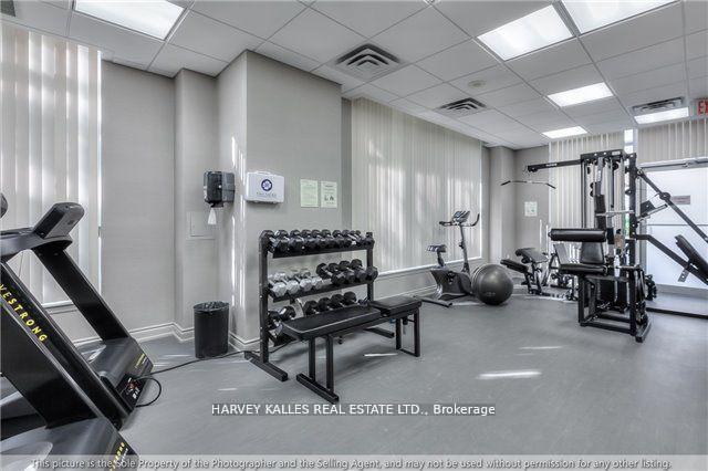 19 Barberry Place W 703, Toronto Unit: 703
