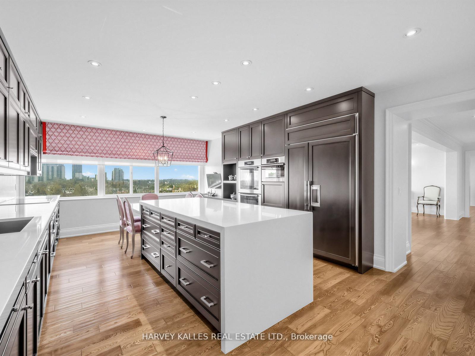 500 Avenue Road 1201, Toronto Unit: 1201