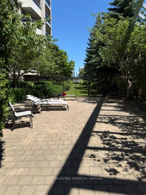 3 Rean Drive 607, Toronto Unit: 607