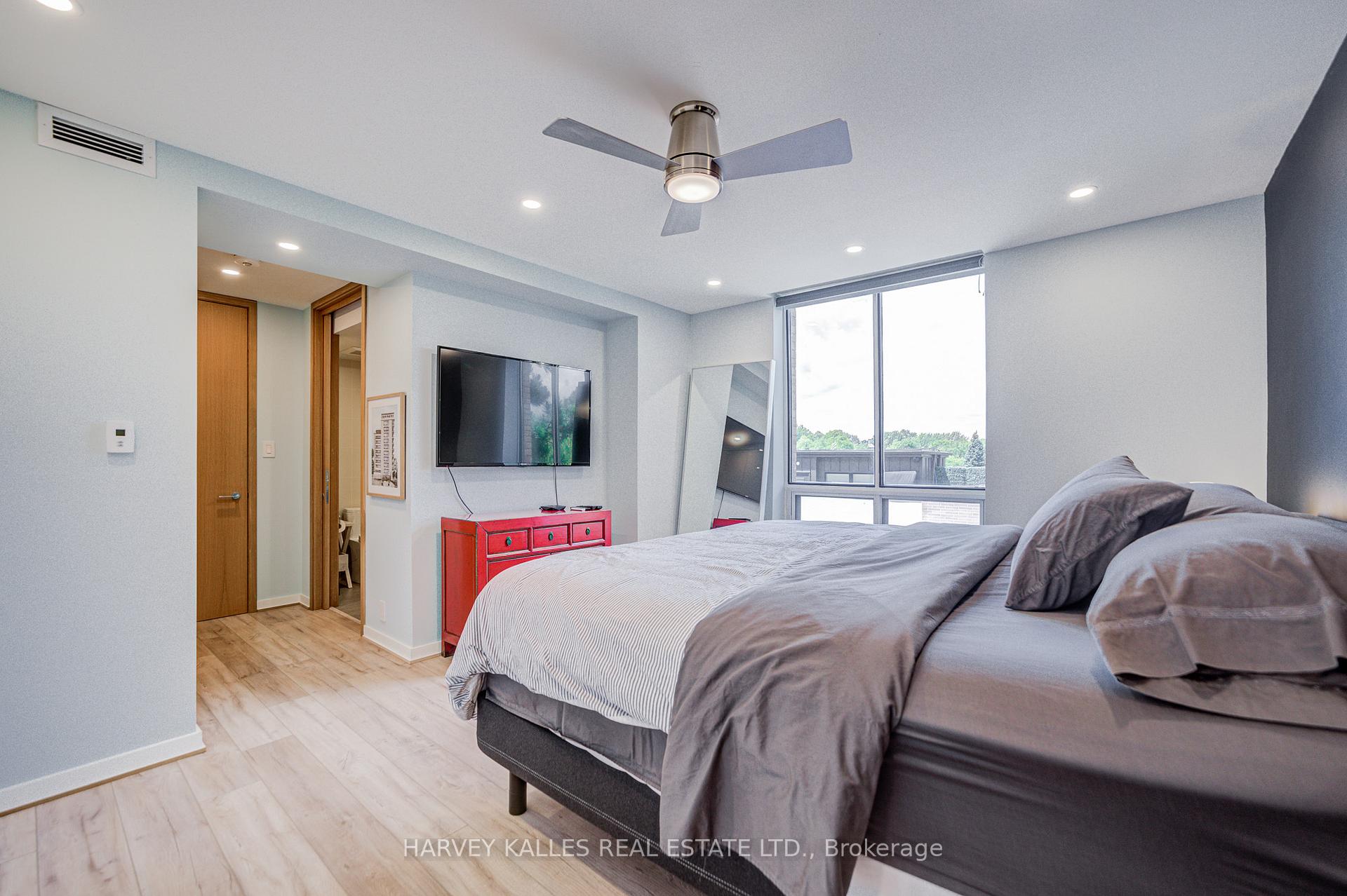 350 Lonsdale Road 503, Toronto Unit: 503