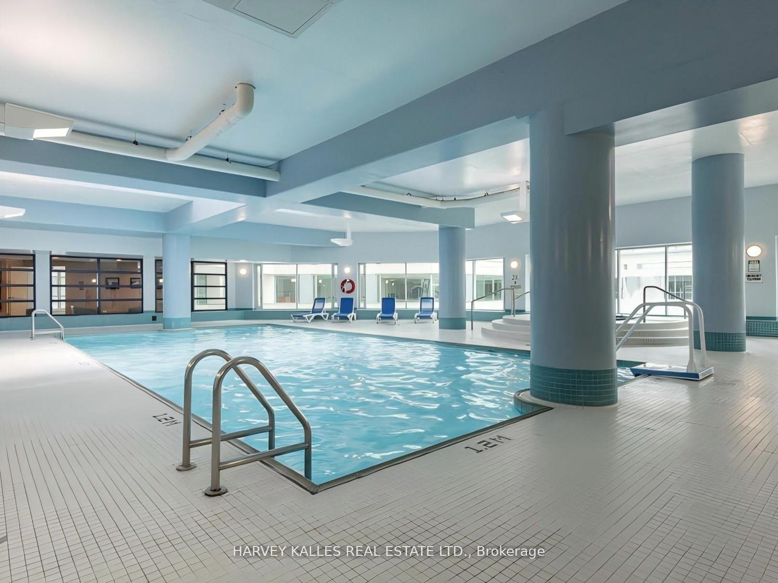 10 Yonge Street 705, Toronto Unit: 705