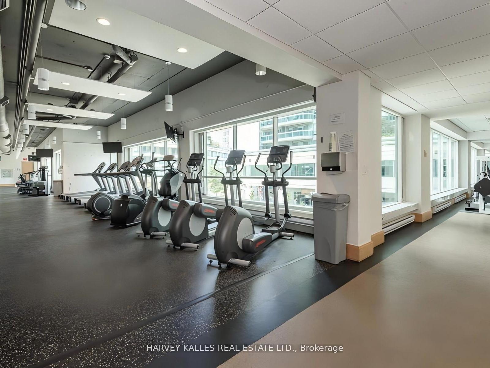 10 Yonge Street 705, Toronto Unit: 705