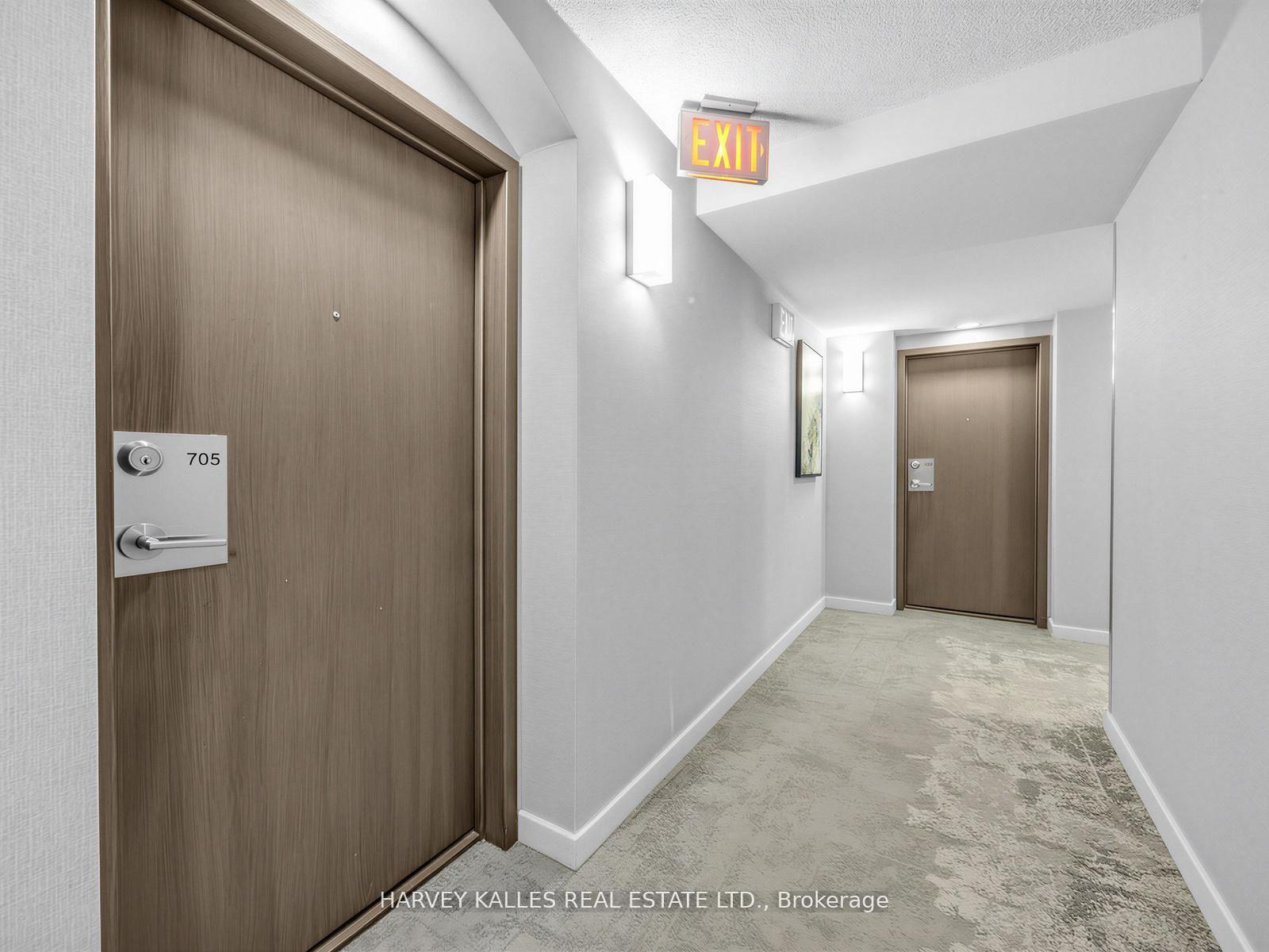 10 Yonge Street 705, Toronto Unit: 705