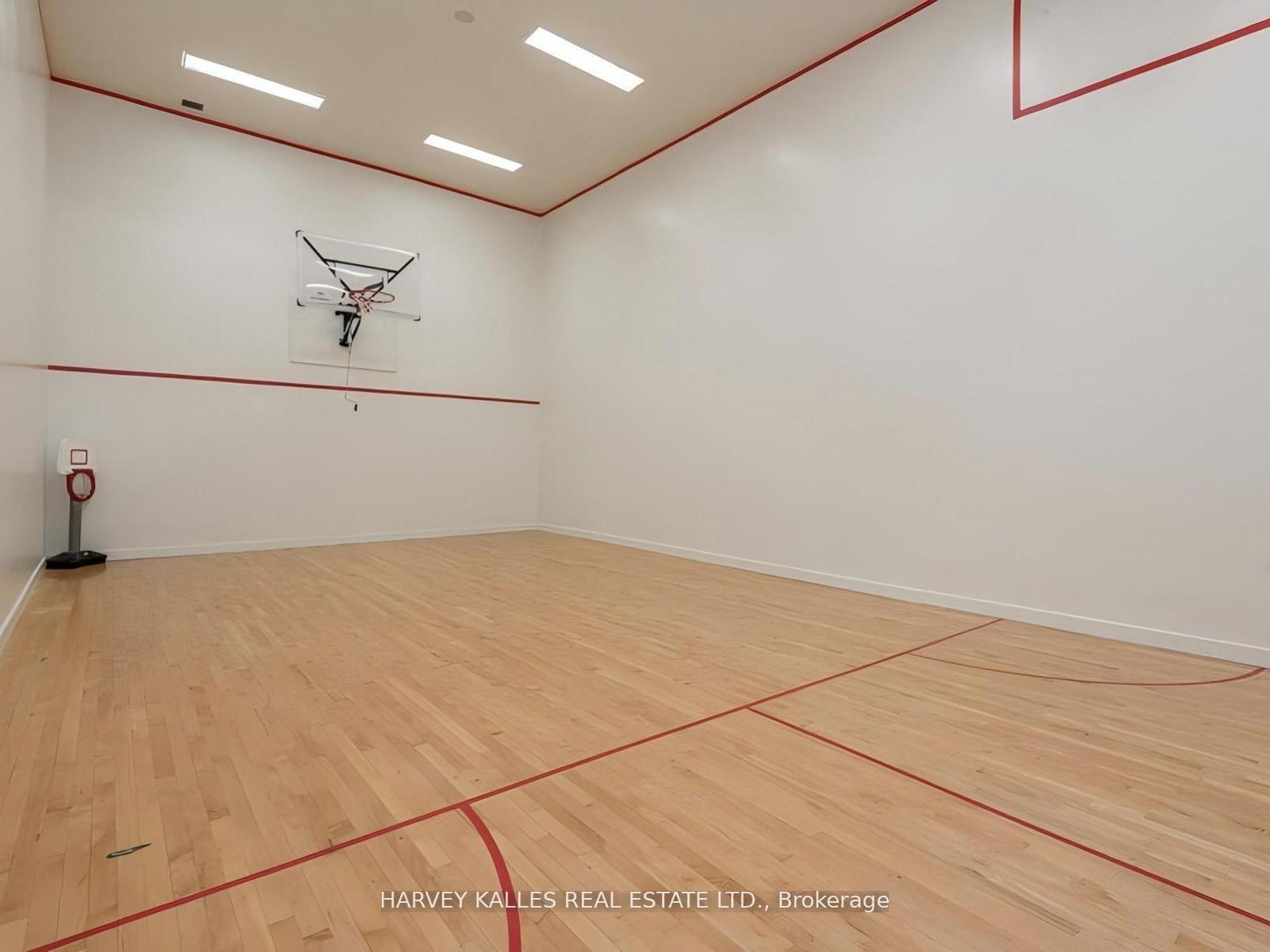10 Yonge Street 705, Toronto Unit: 705