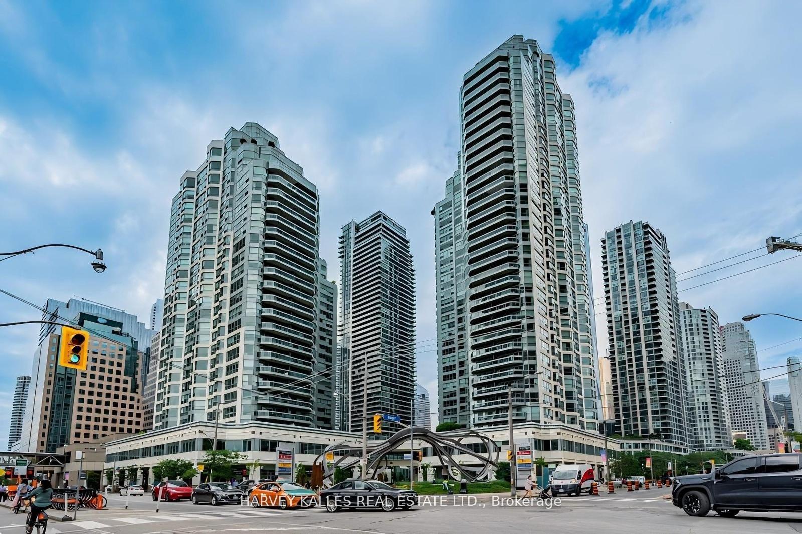 10 Yonge Street 705, Toronto Unit: 705