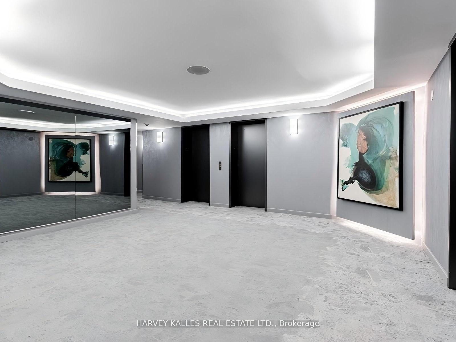10 Yonge Street 705, Toronto Unit: 705