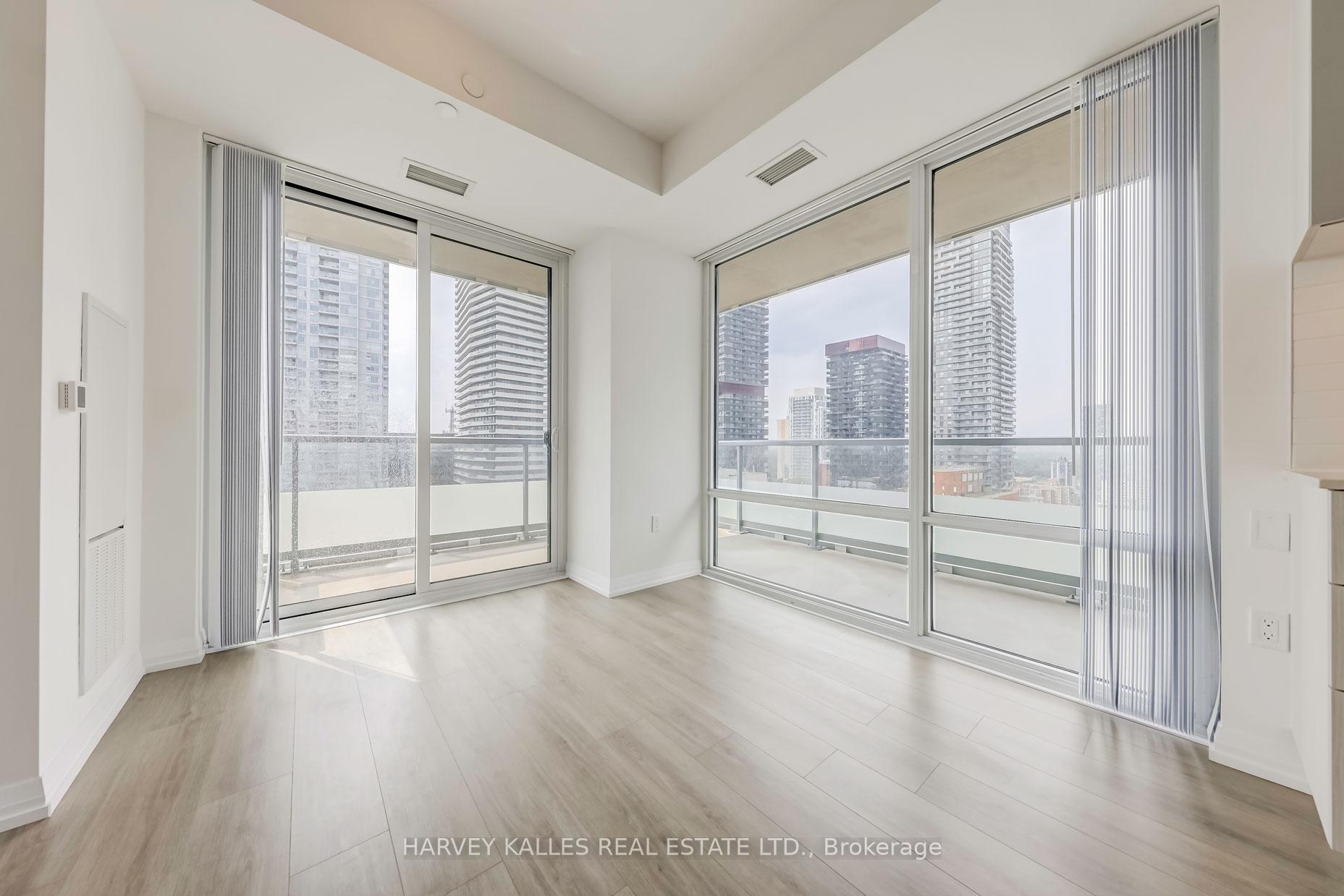 50 Dunfield Avenue 2217, Toronto Unit: 2217