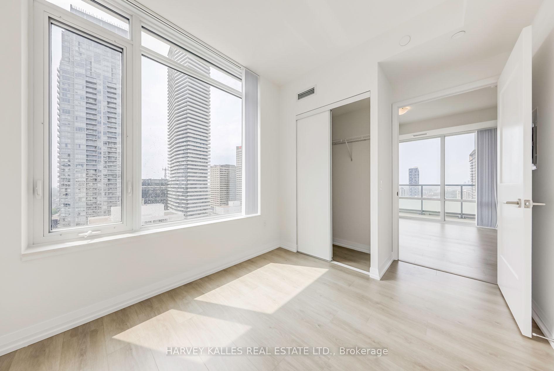 50 Dunfield Avenue 2217, Toronto Unit: 2217