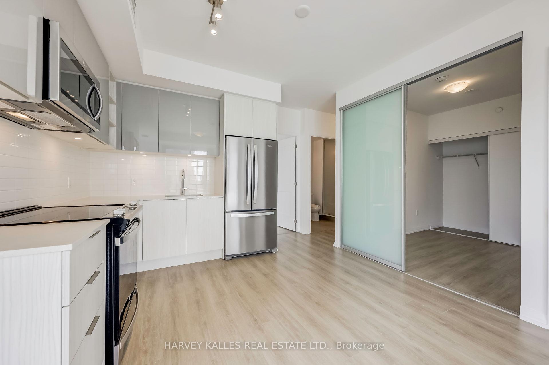 50 Dunfield Avenue 2217, Toronto Unit: 2217