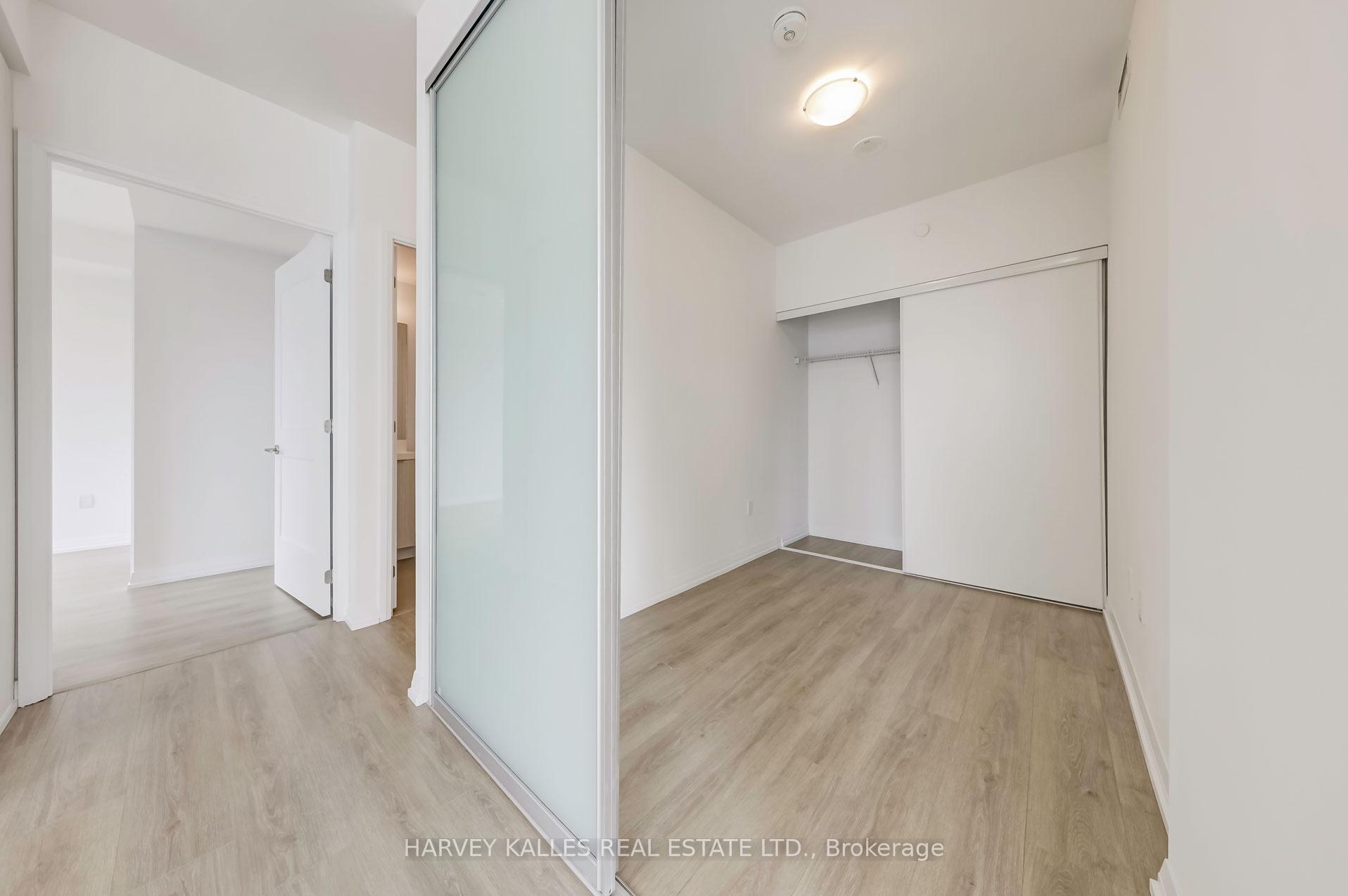 50 Dunfield Avenue 2217, Toronto Unit: 2217