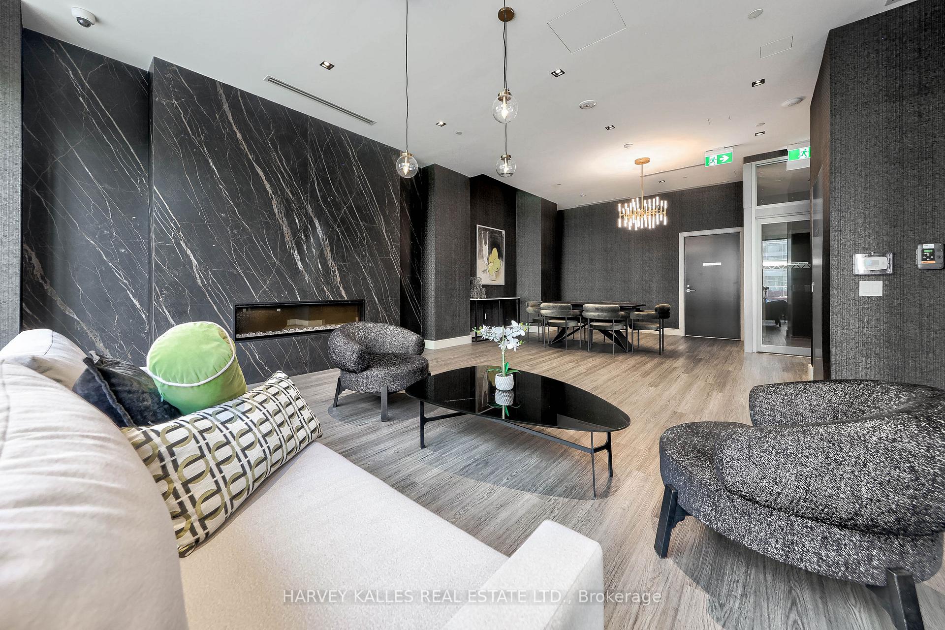 50 Dunfield Avenue 2217, Toronto Unit: 2217