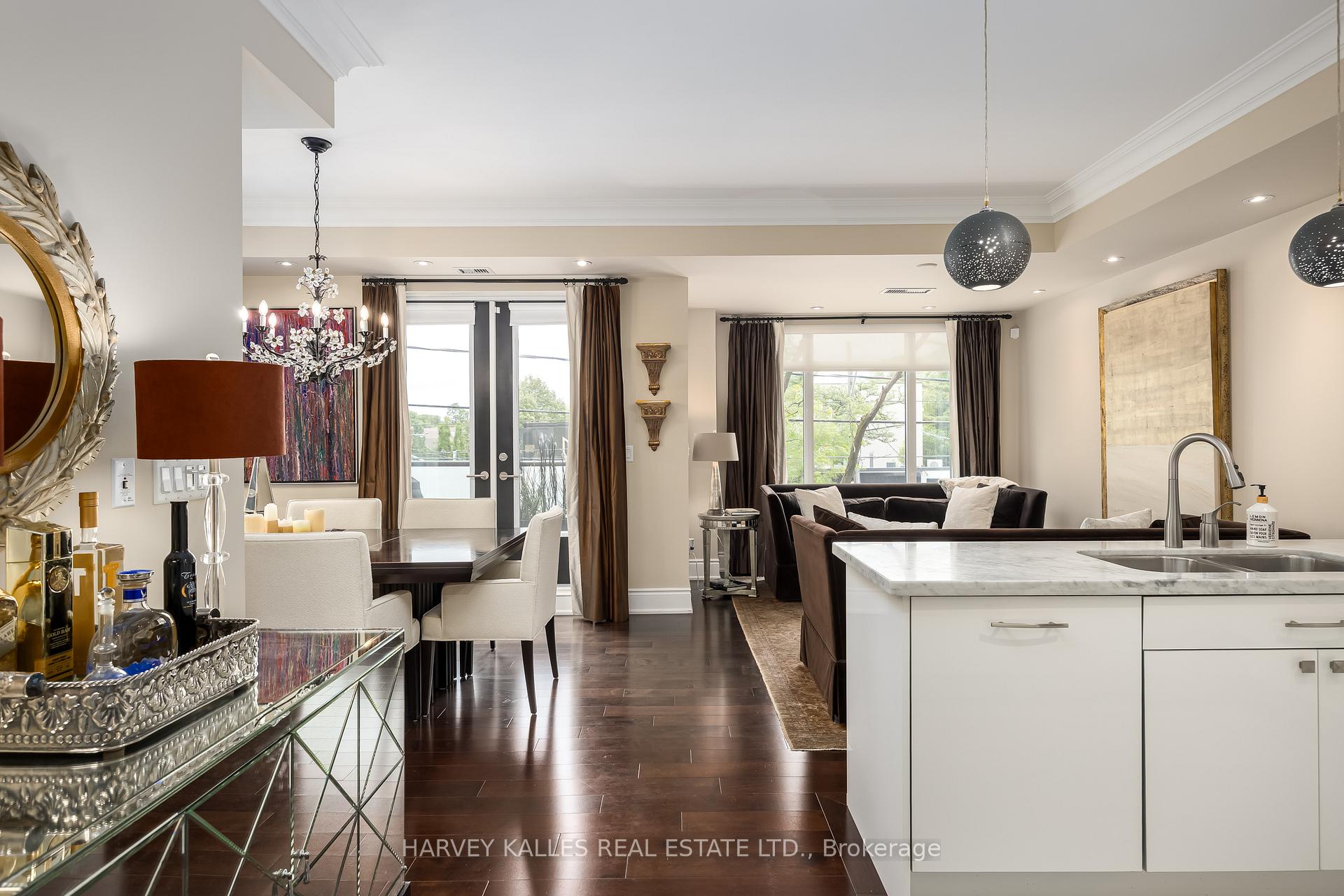 1717 Avenue Road 205, Toronto Unit: 205
