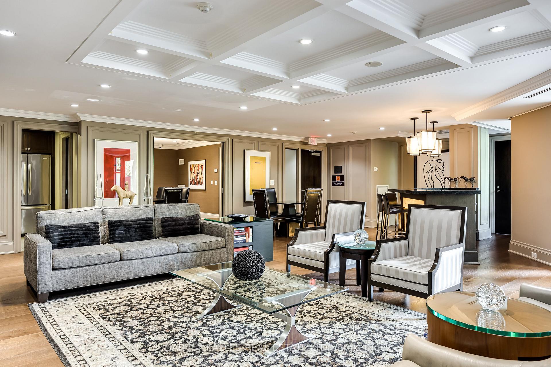 1717 Avenue Road 205, Toronto Unit: 205