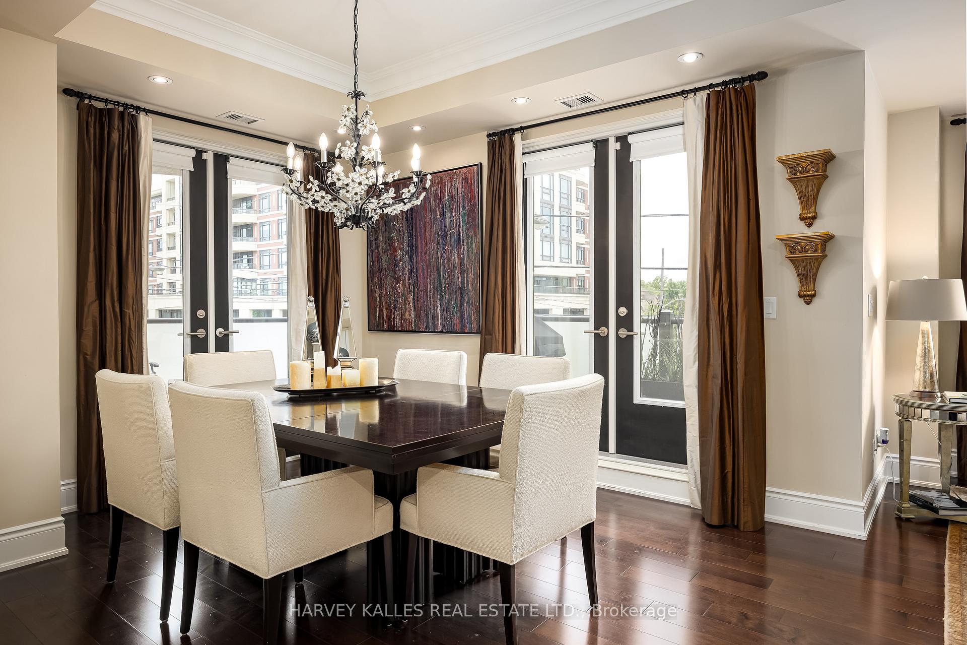 1717 Avenue Road 205, Toronto Unit: 205