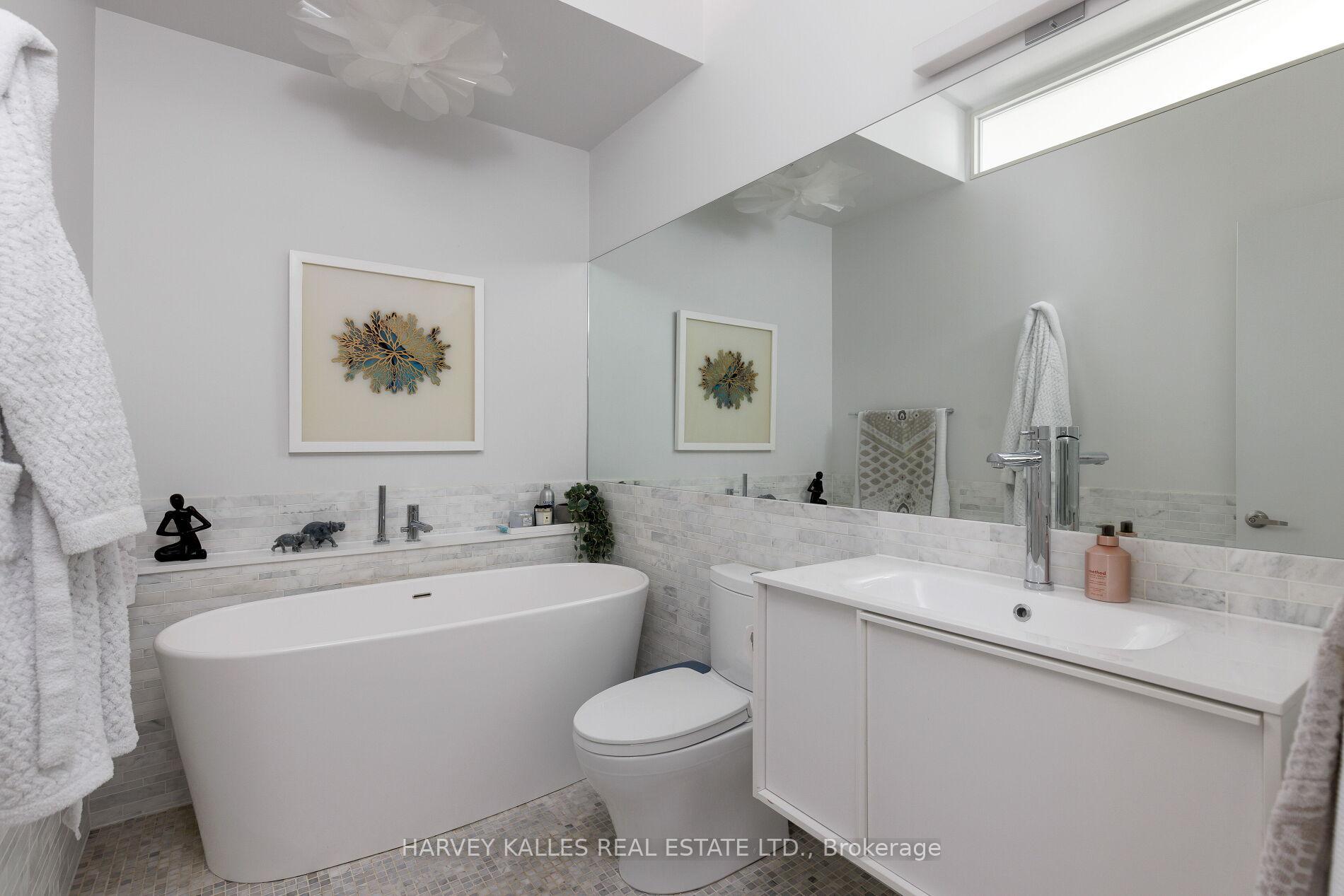 287 Richmond Street E 304, Toronto Unit: 304