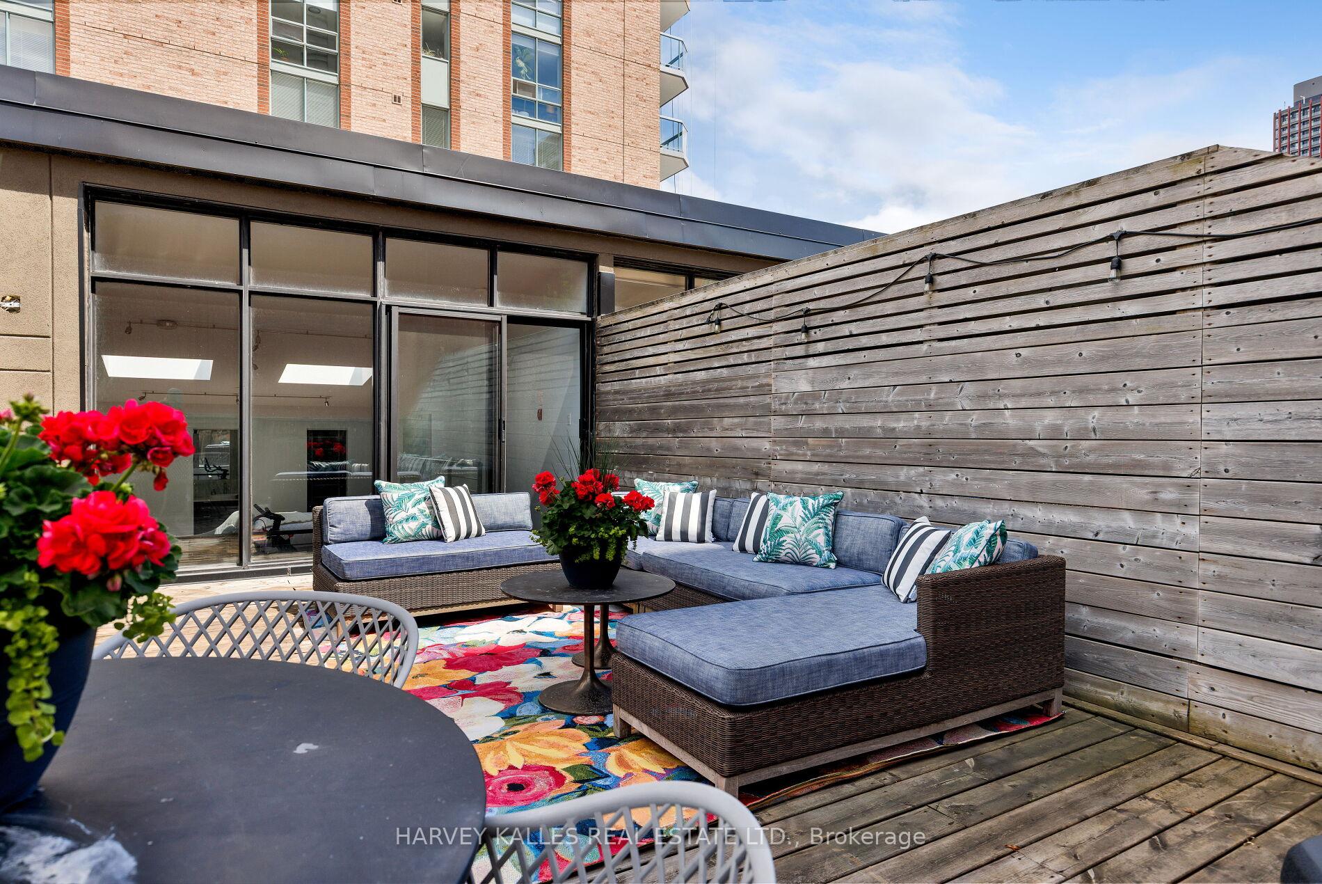 287 Richmond Street E 304, Toronto Unit: 304