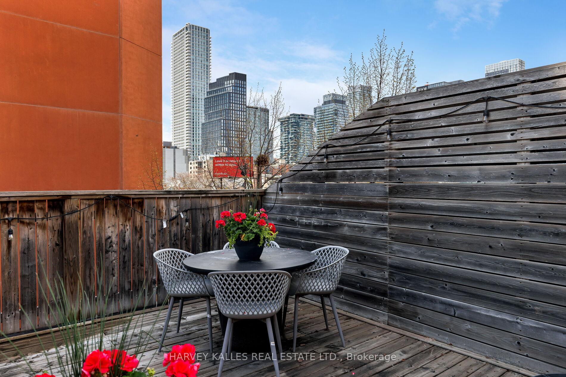 287 Richmond Street E 304, Toronto Unit: 304