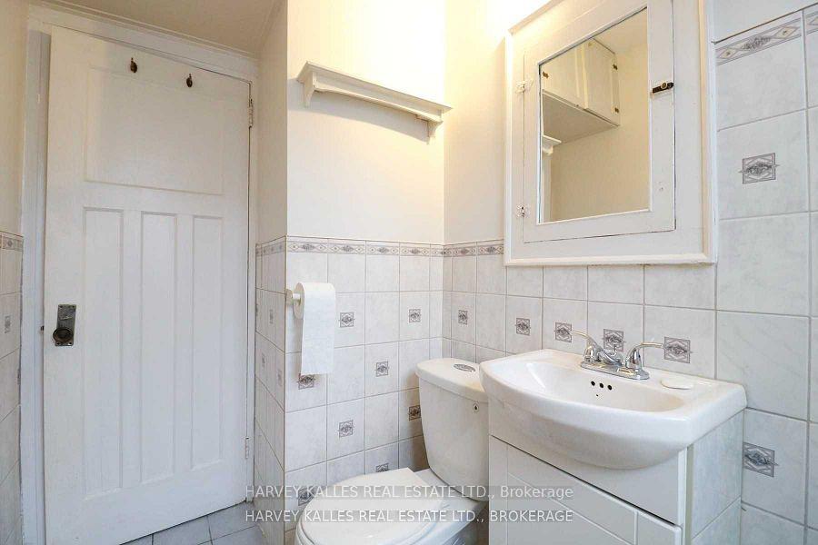1108 Yonge Street C, Toronto Unit: C