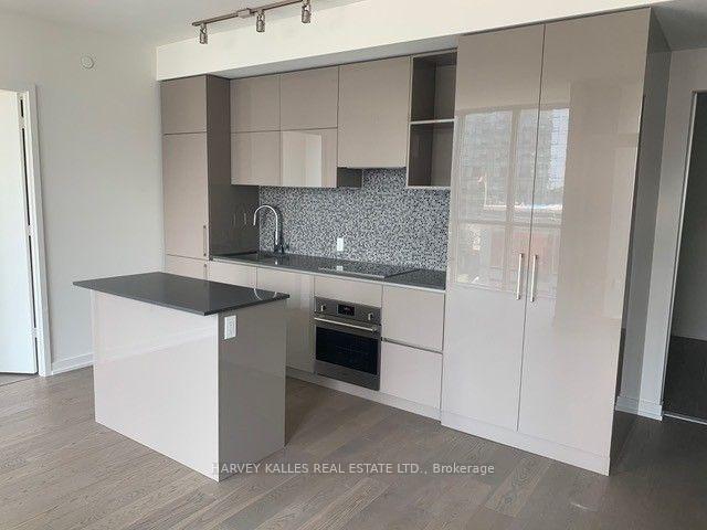 1 Yorkville Avenue 705, Toronto Unit: 705
