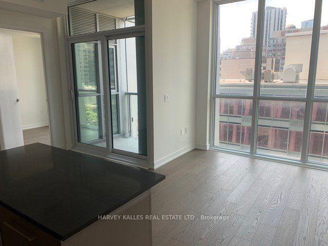 1 Yorkville Avenue 705, Toronto Unit: 705
