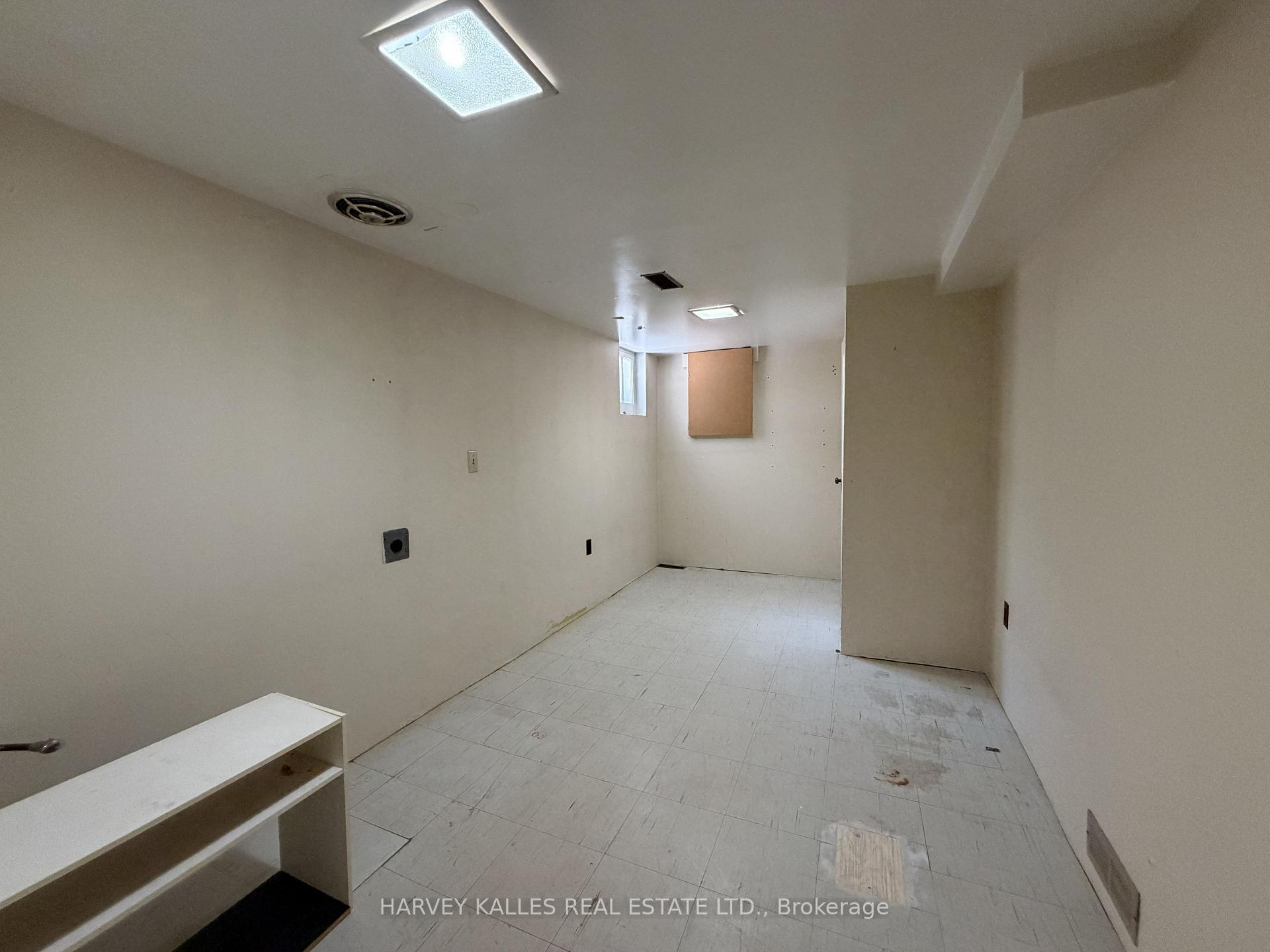 240 Joicey Boulevard, Toronto