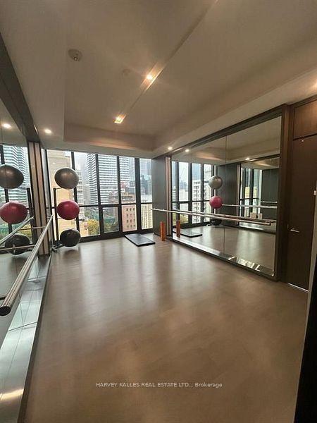101 Charles Street E 2611, Toronto Unit: 2611
