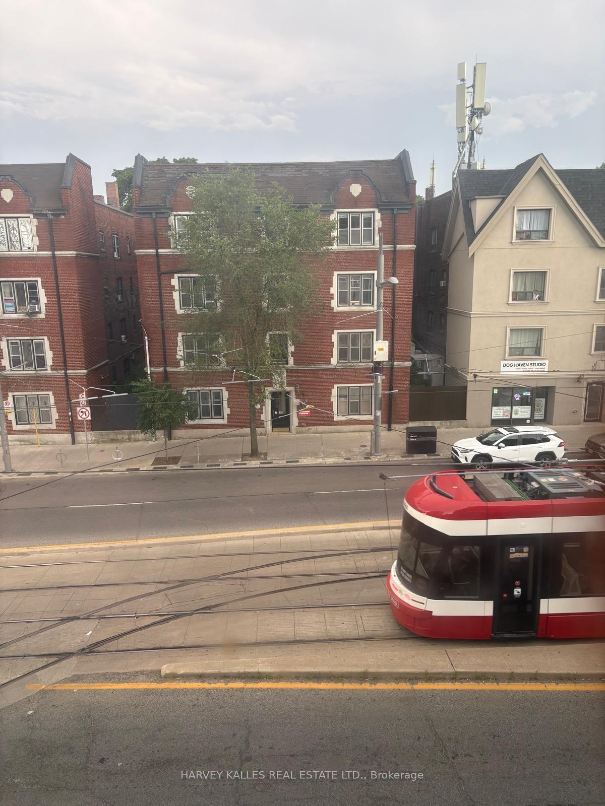 930 St Clair Avenue W 301, Toronto Unit: 301