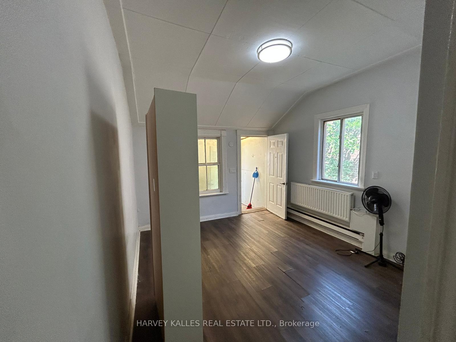 1098 Bathurst Street 3, Toronto Unit: 3