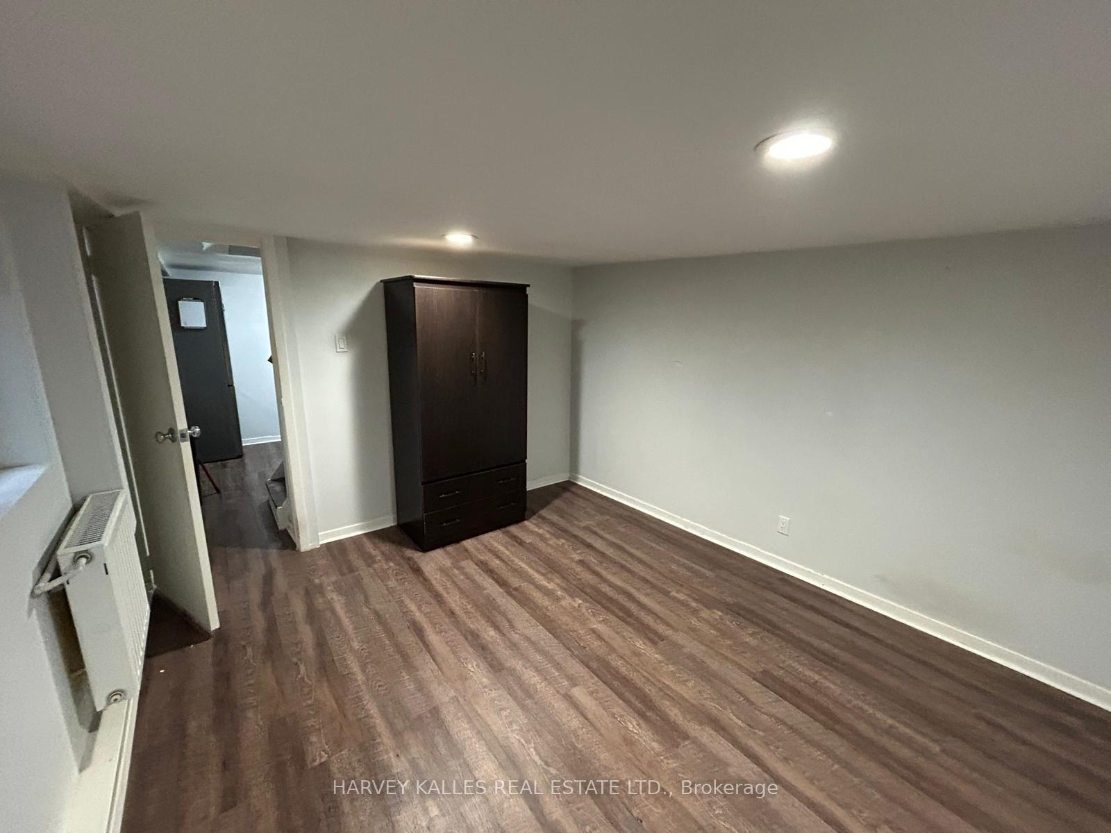 1098 Bathurst Street 3, Toronto Unit: 3
