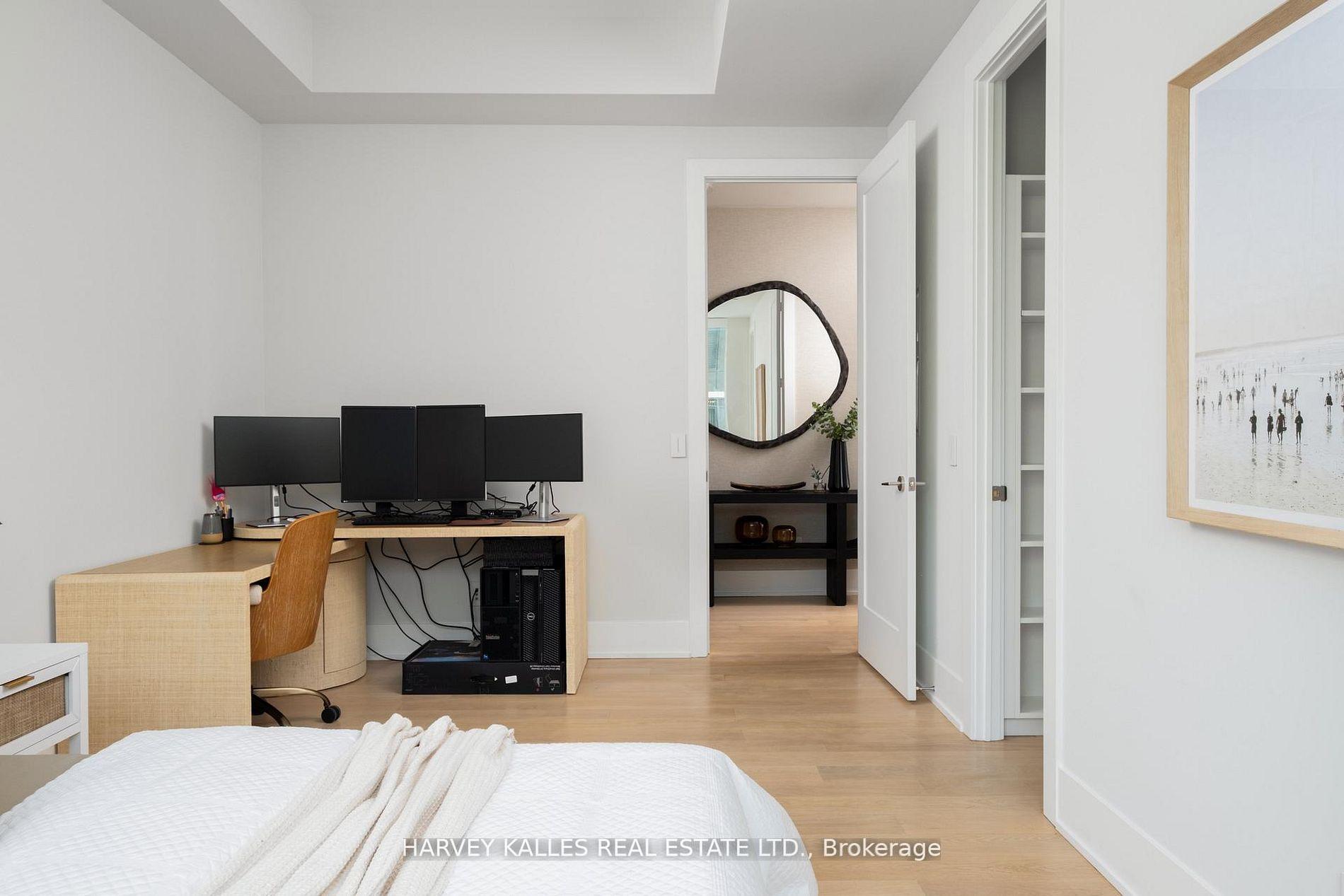 55 Merchants' Wharf N/A 926, Toronto Unit: 926