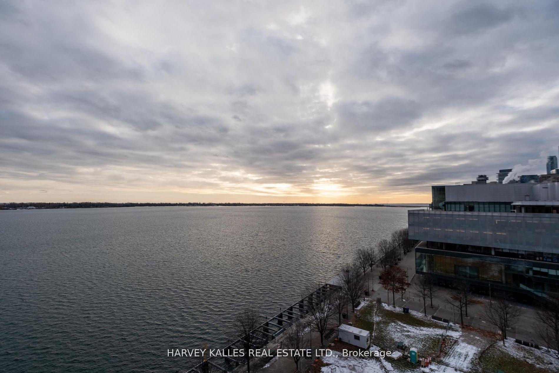55 Merchants' Wharf N/A 926, Toronto Unit: 926