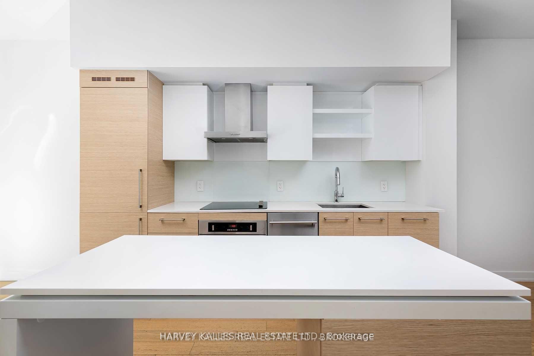 1030 King Street W 1002, Toronto Unit: 1002