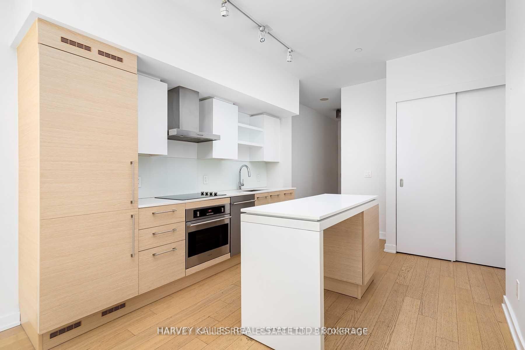 1030 King Street W 1002, Toronto Unit: 1002