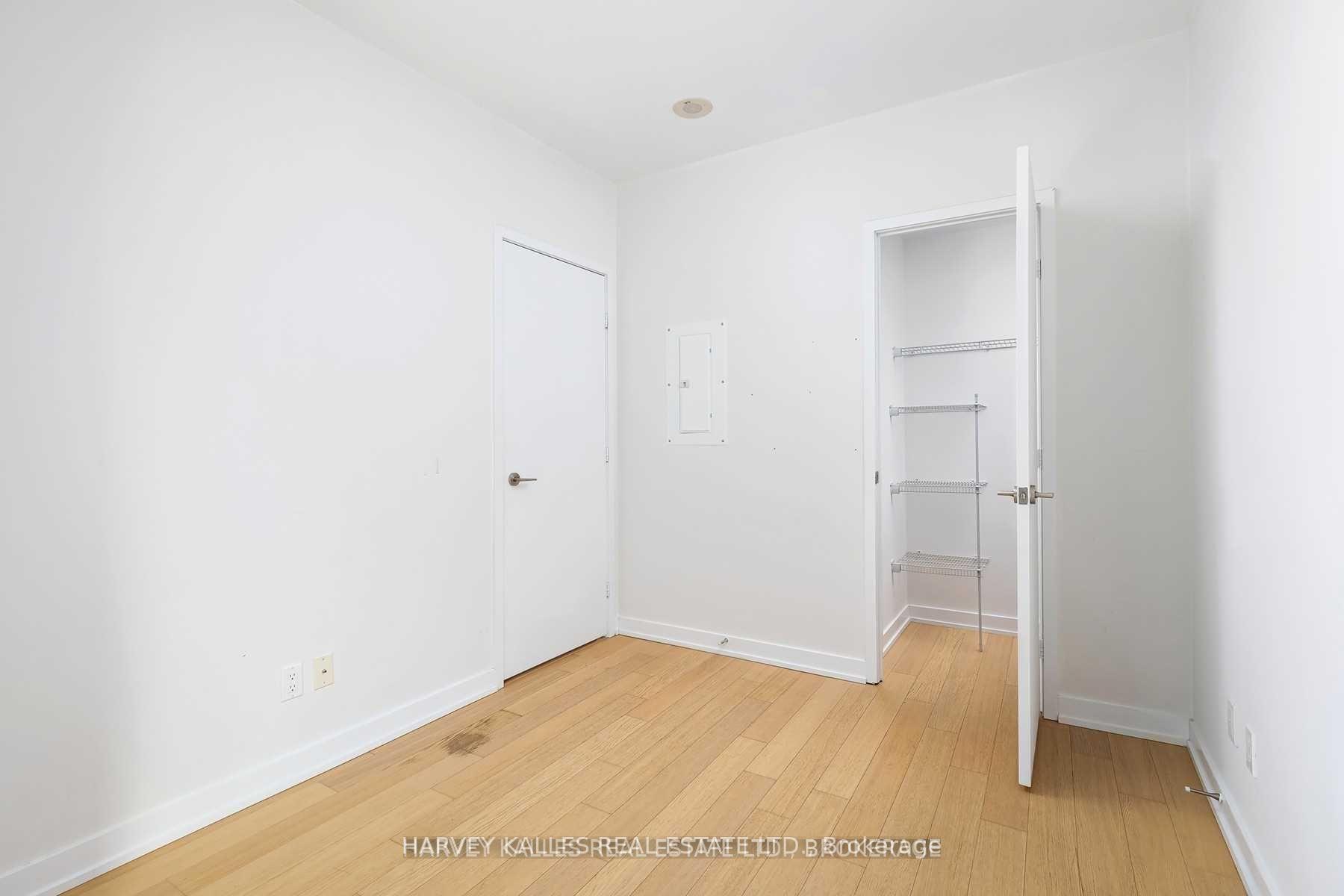1030 King Street W 1002, Toronto Unit: 1002